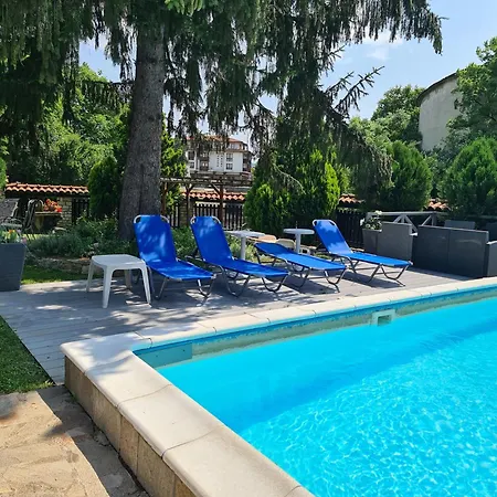 николовата къща 3* 埃伦娜